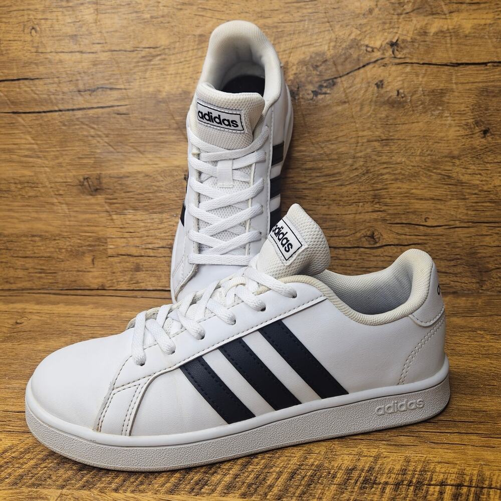 Adidas Grand Court White Black low top lace up Sneakers size 3.5